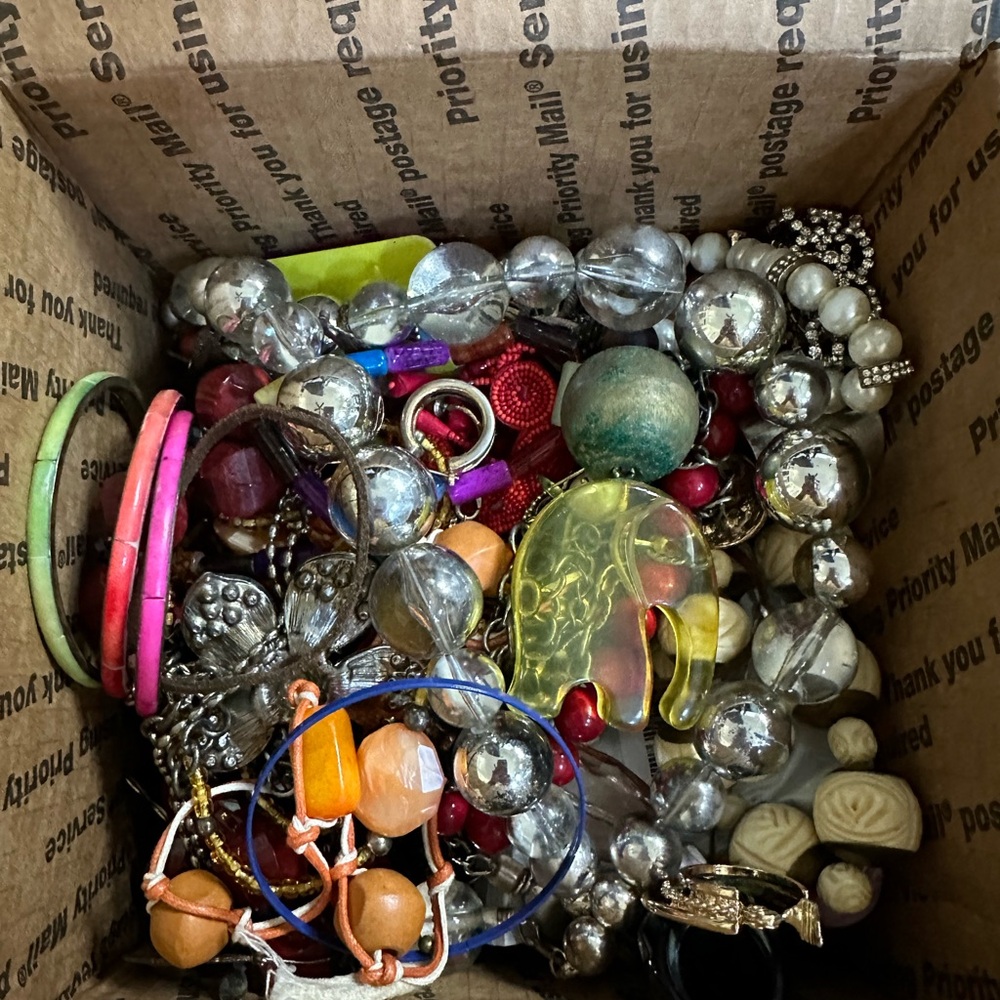 4lb junk jewelry crafting box what you see is what you get